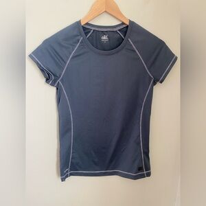 Alo Yoga CoolFit Moisture Wicking Athletic Tee Size S High Intensity Training